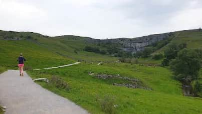 Skipton to Malham via Canal and Pennine Way