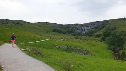 Skipton to Malham via Canal and Pennine Way